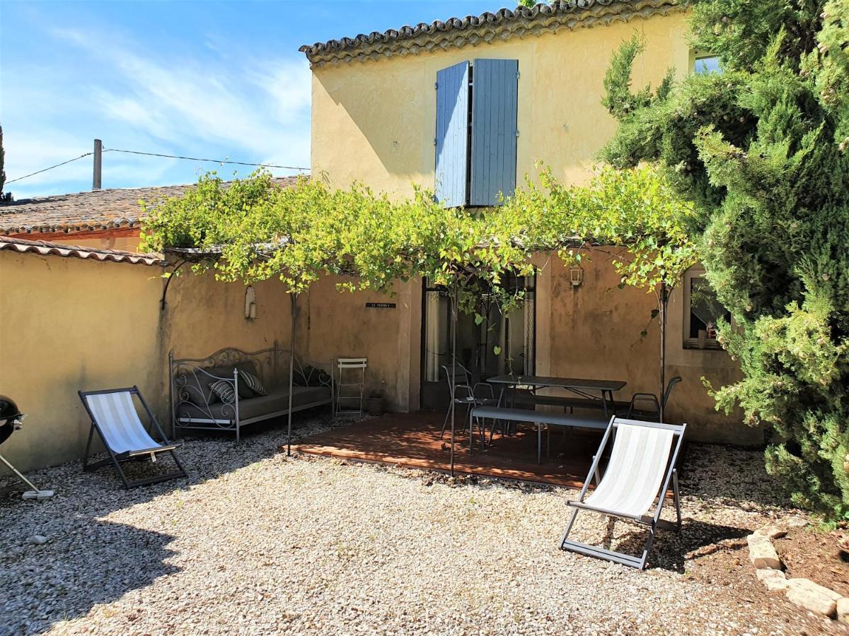 Hotel Cote Provence Le Thor Zewnętrze zdjęcie