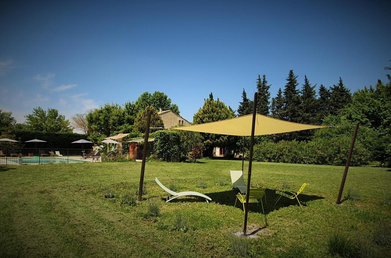 Hotel Cote Provence Le Thor Zewnętrze zdjęcie