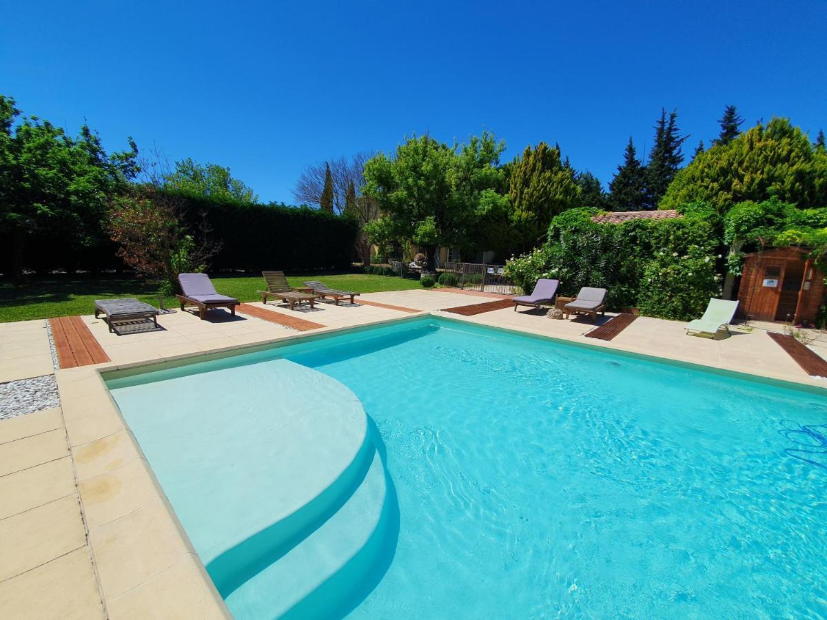 Hotel Cote Provence Le Thor Zewnętrze zdjęcie