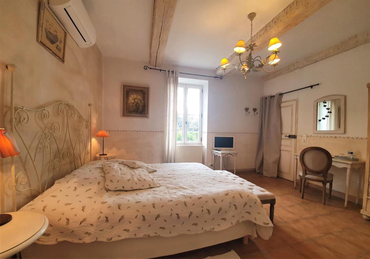 Hotel Cote Provence Le Thor Zewnętrze zdjęcie