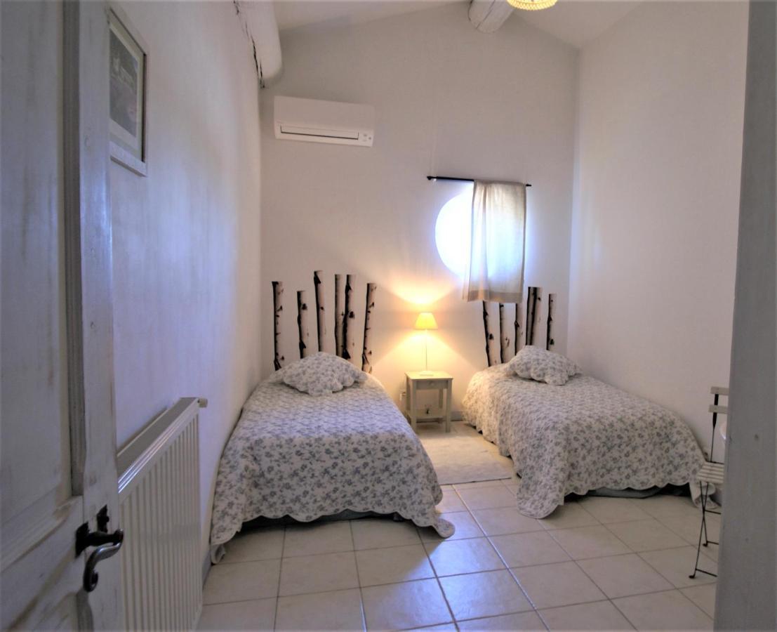 Hotel Cote Provence Le Thor Zewnętrze zdjęcie