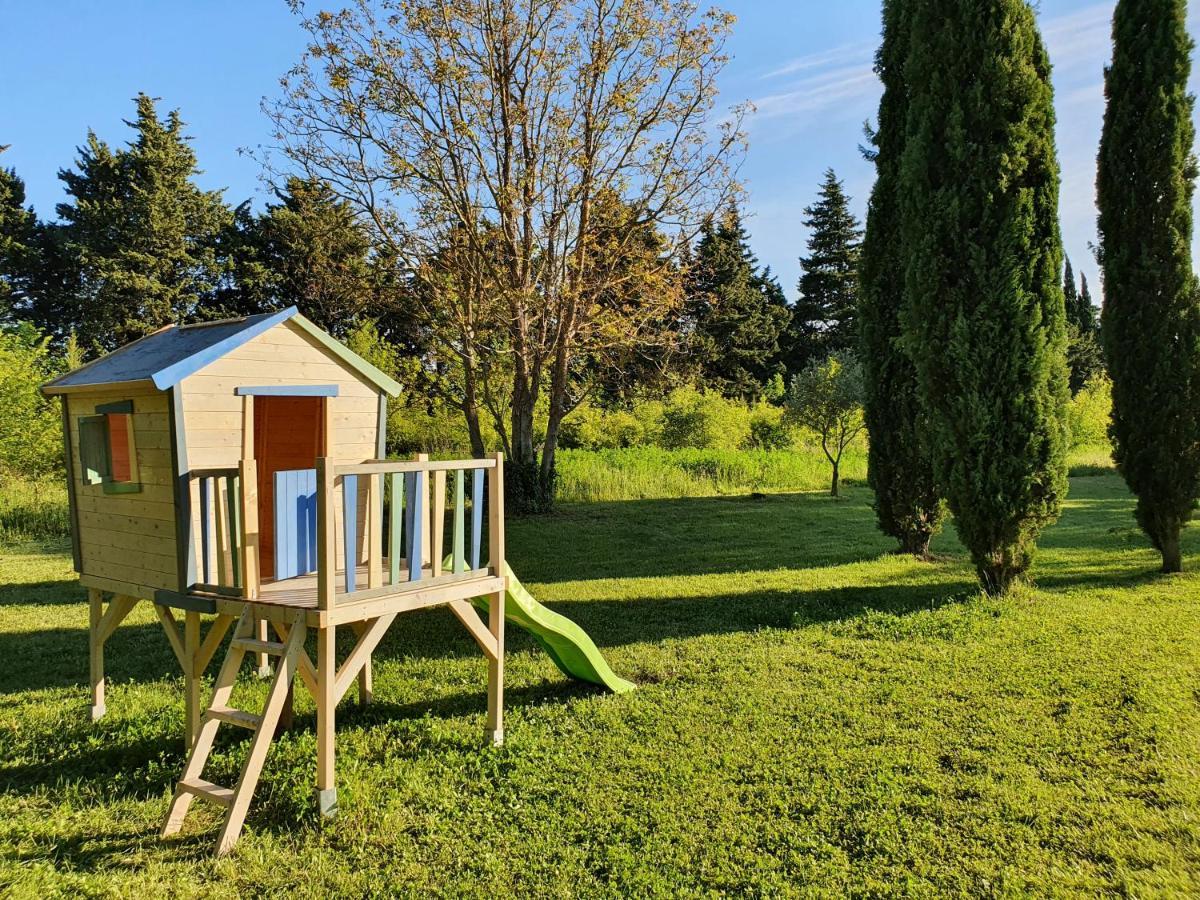 Hotel Cote Provence Le Thor Zewnętrze zdjęcie